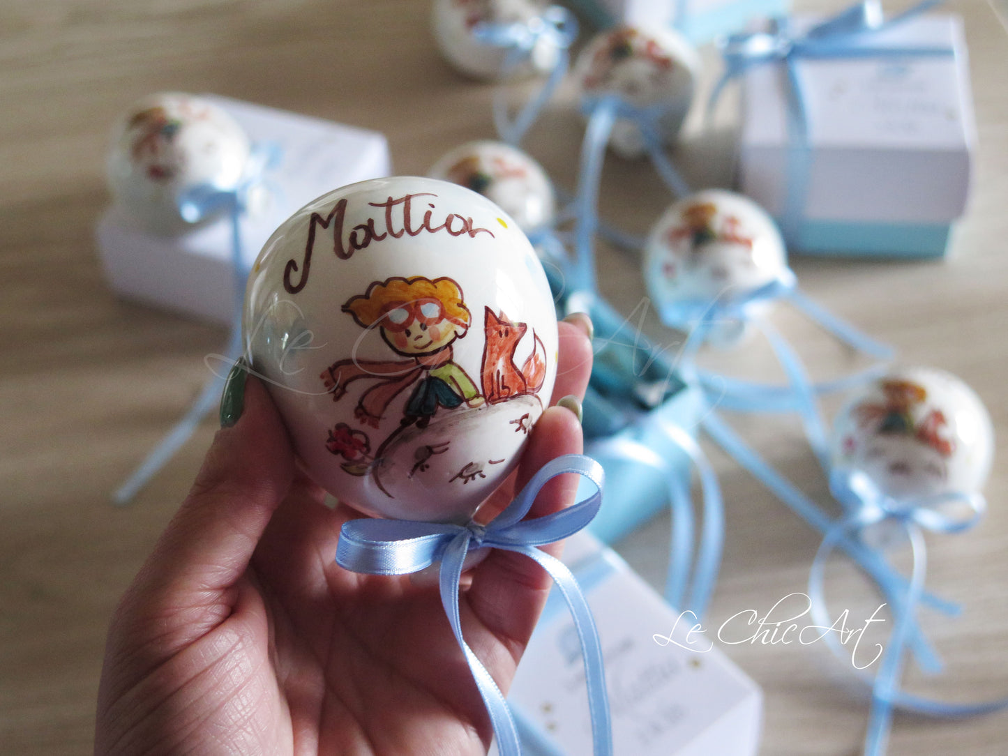 Bomboniere palloncino ceramica Piccolo Principe azzurro battesimo 7x8cm