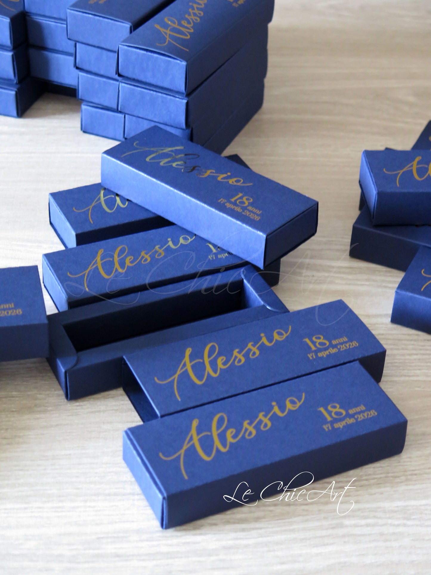 Set 20 Scatole Porta Confetti Eleganti a Sfilo 18 anni Blu Elettrico Lucido