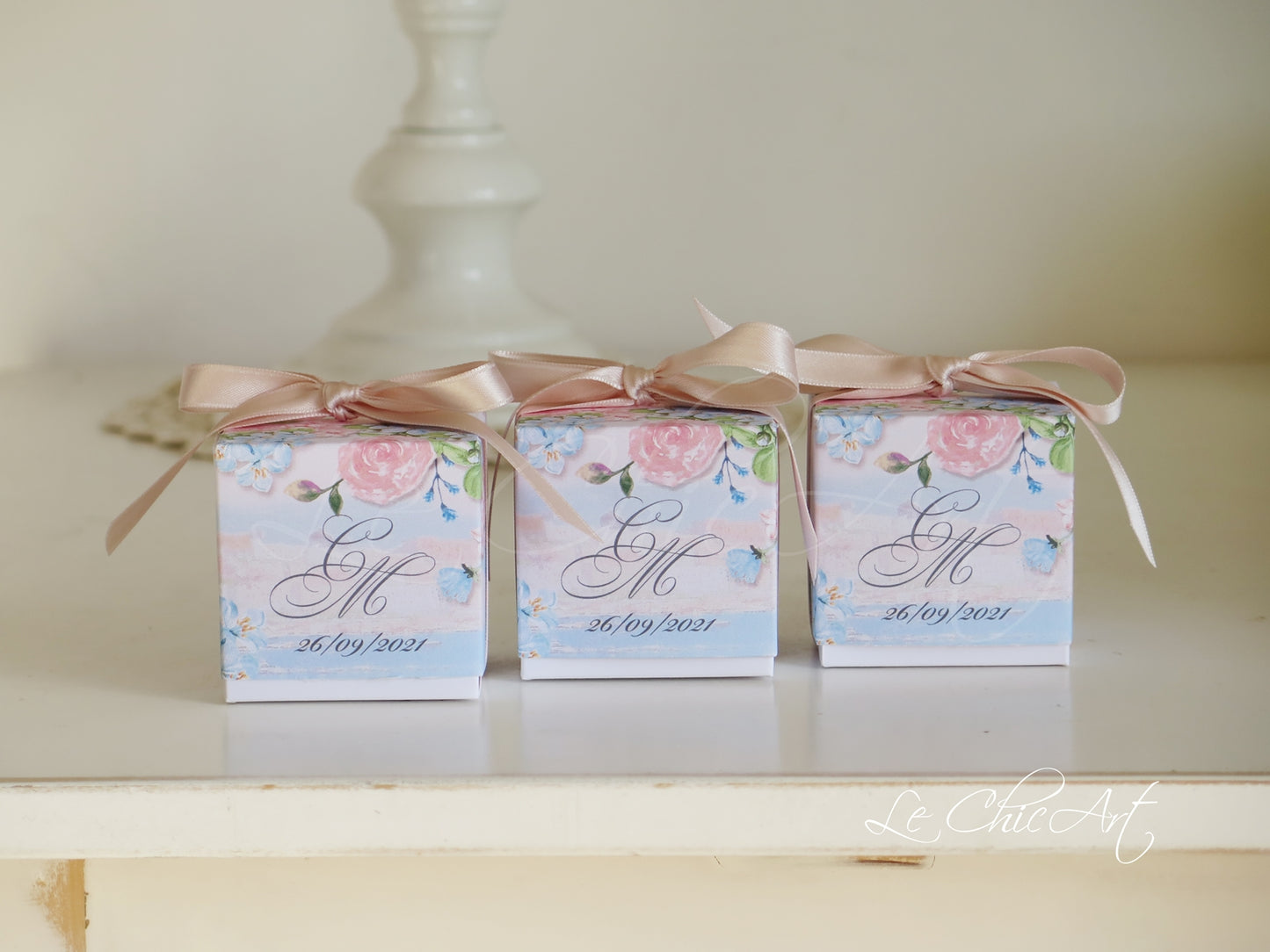 Scatole cubo portaconfetti peonie golfo di Napoli matrimonio romantico