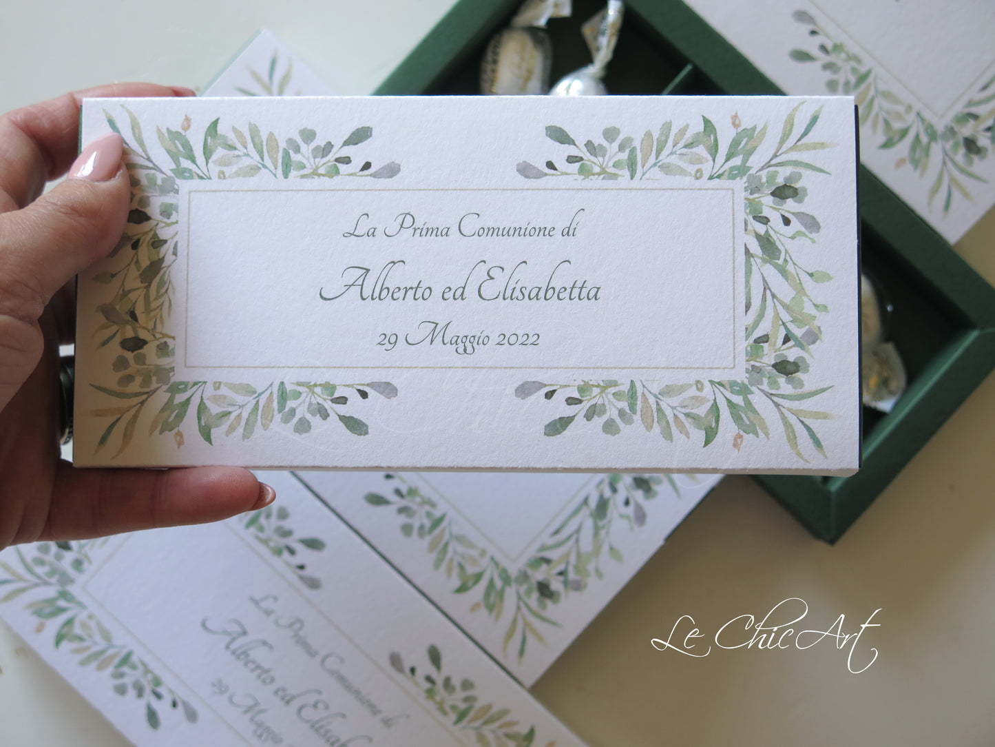 Bomboniere Comunione Luxury - Set Scatole Degustazione 3 Scomparti 17x8x2cm Cornice Floreale Verde Foglia Fondo Verde Bosco - Made in Italy