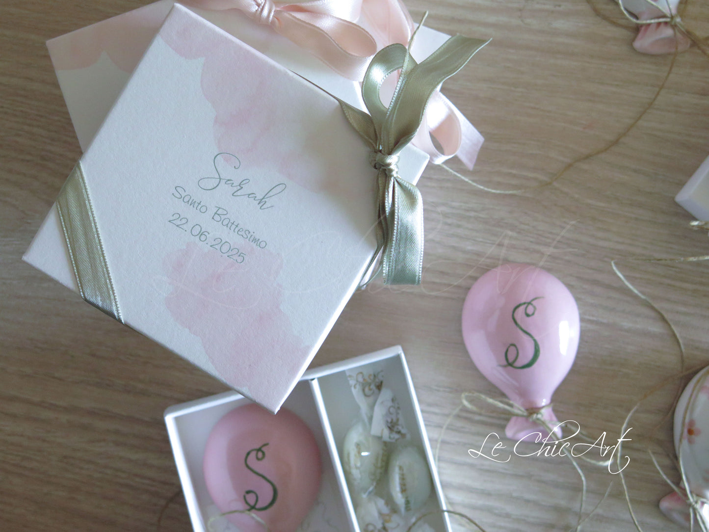 Bomboniere palloncino ceramica rosa cipria iniziale nome battesimo