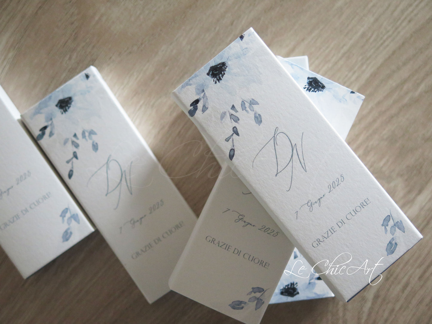 Set scatole fiori campo azzurro polvere avio carta zucchero matrimonio