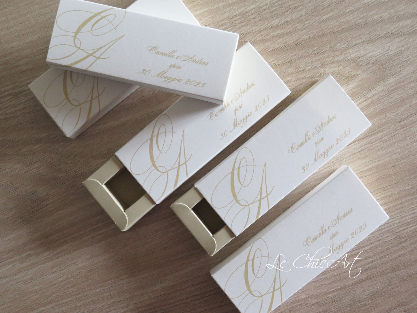 Set of sliding confetti boxes
