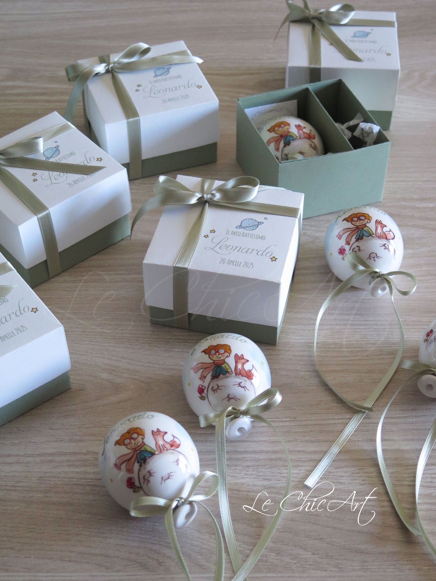 palloncino ceramica dipinta a mano Piccolo Principe verde salvia scatola personalizzata