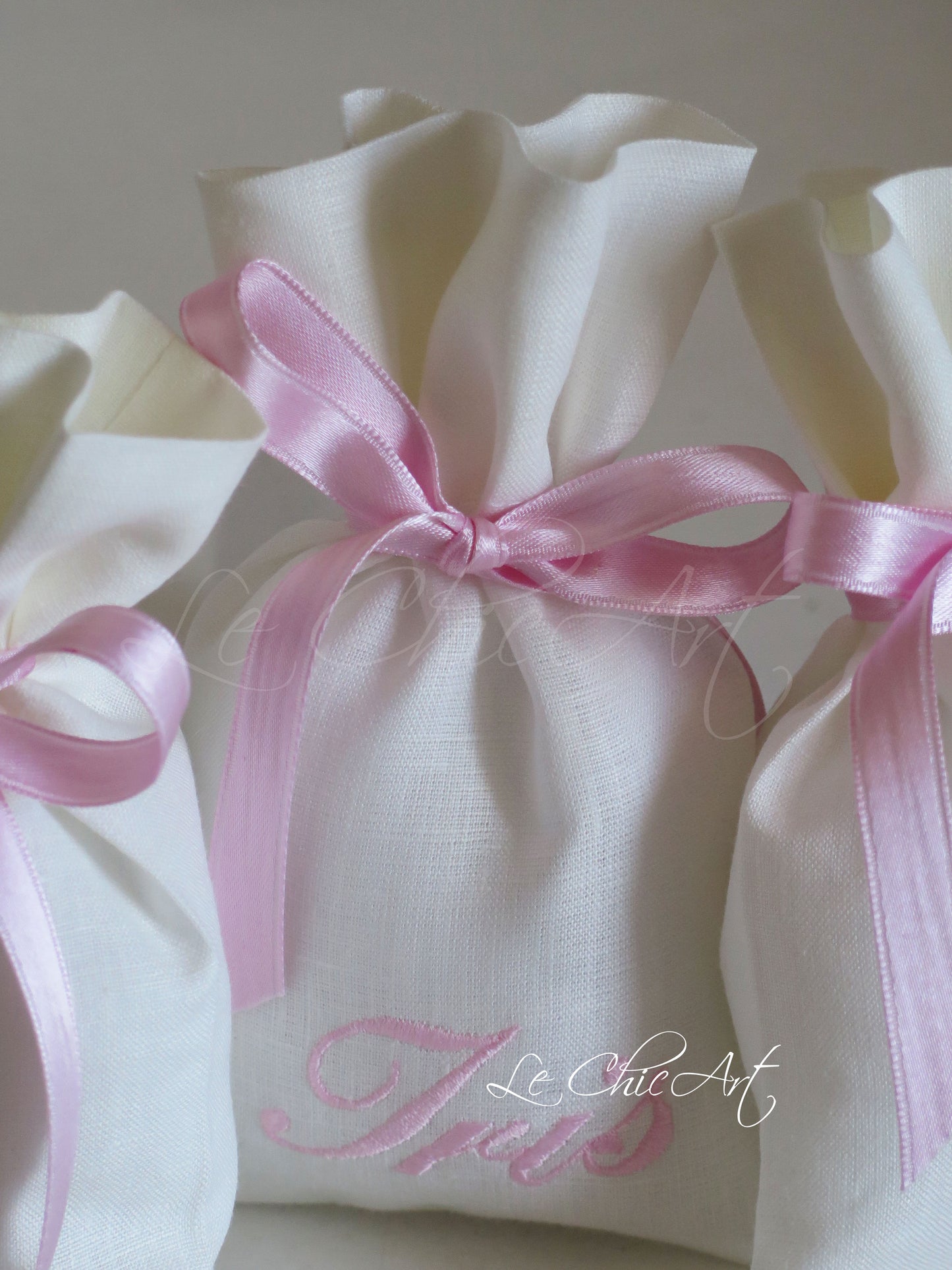 Set of pure linen tailor bags with personalized embroidery