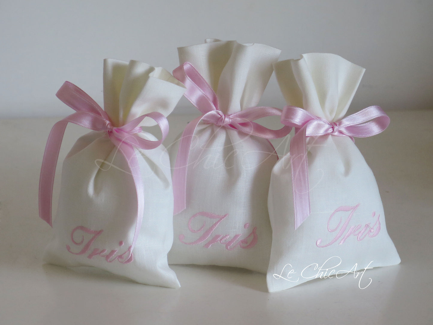 Set of pure linen tailor bags with personalized embroidery