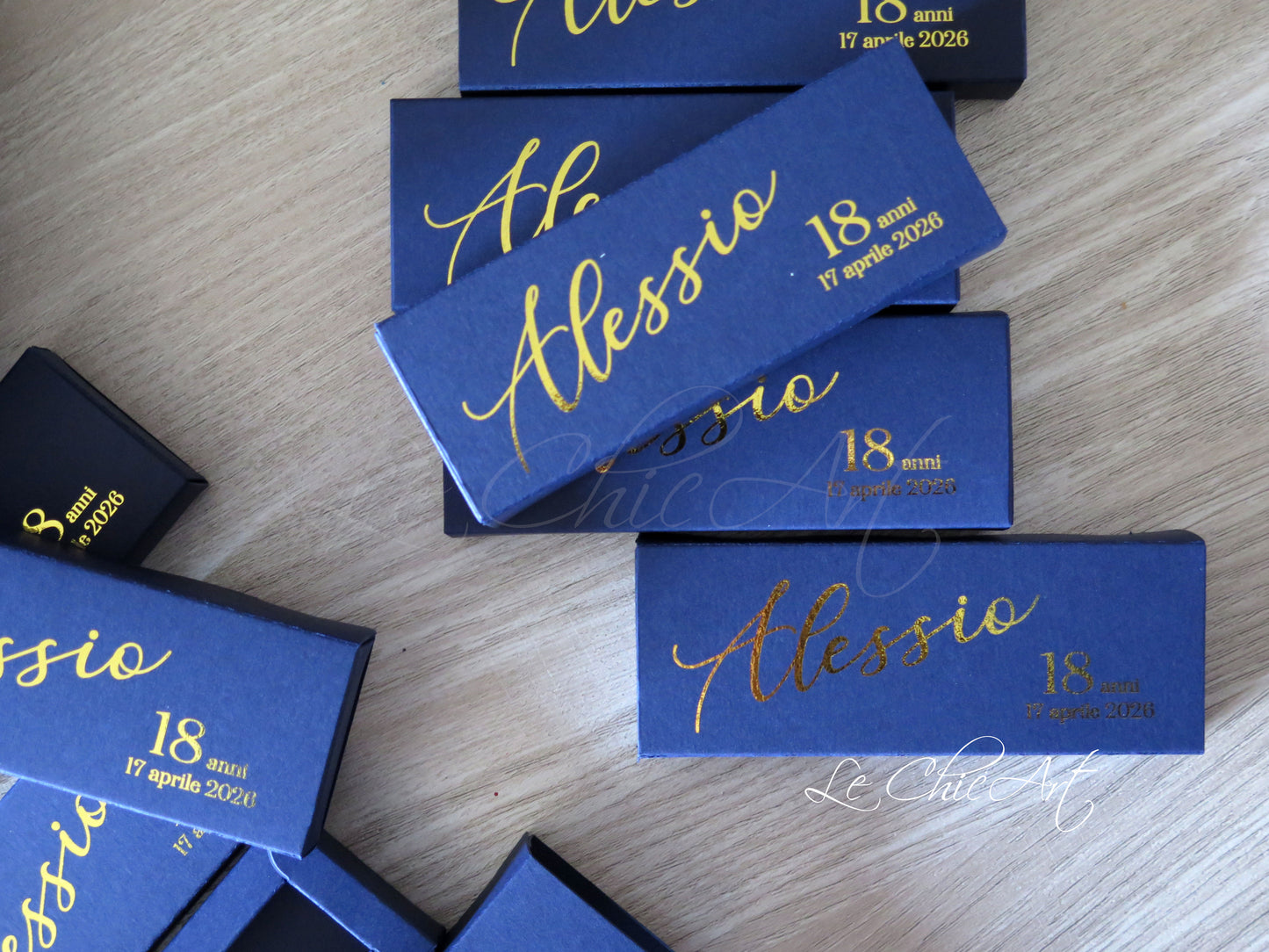 Set 20 Scatole Porta Confetti Eleganti a Sfilo 18 anni Blu Elettrico Lucido