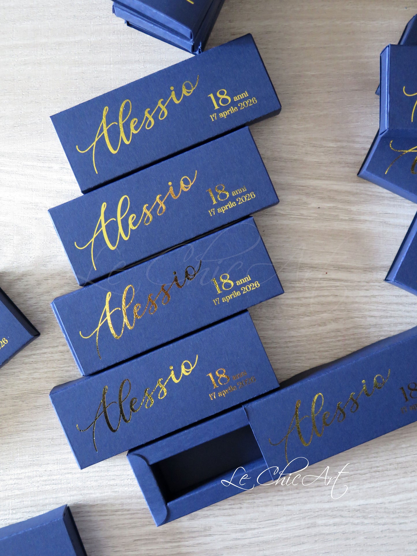 Set 20 Scatole Porta Confetti Eleganti a Sfilo 18 anni Blu Elettrico Lucido