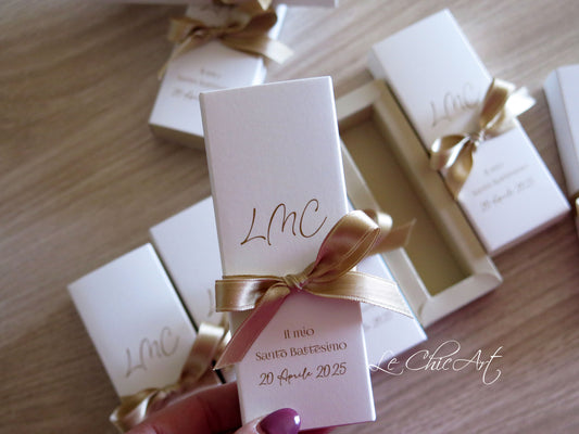 bomboniere porta confetti battesimo design minimalista champagne beige con fiocco elegante, formato mini sfilo 12x4x2cm per cerimonie raffinate
