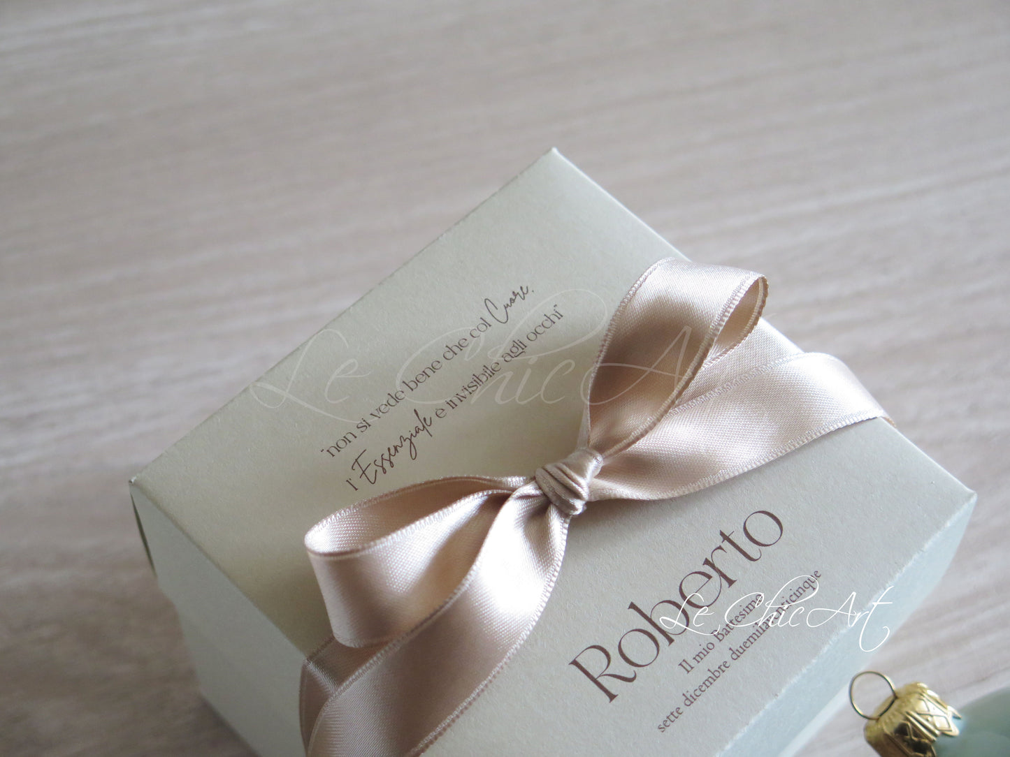 Set of 10 large 7x8cm balloon favors, hand-painted with a phrase and little flowers