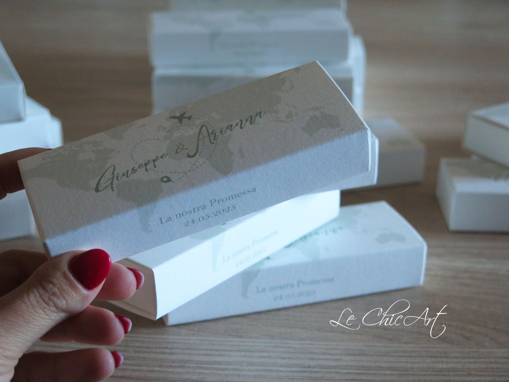 Set 20 scatole porta confetti promessa matrimonio tema viaggi verde salvia mini sfilo con aereo