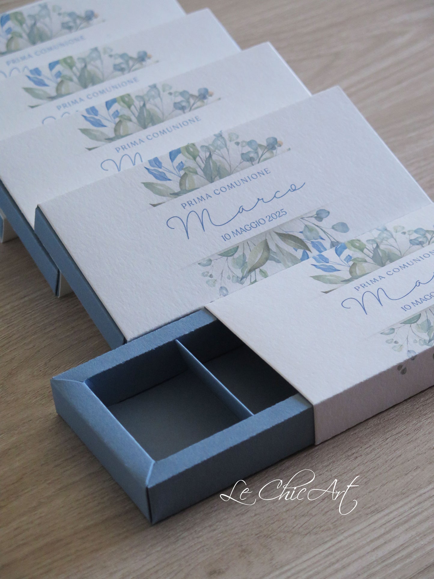 Set 10 Scatole portaconfetti a 3 scomparti fiori azzurro polvere o acquerello