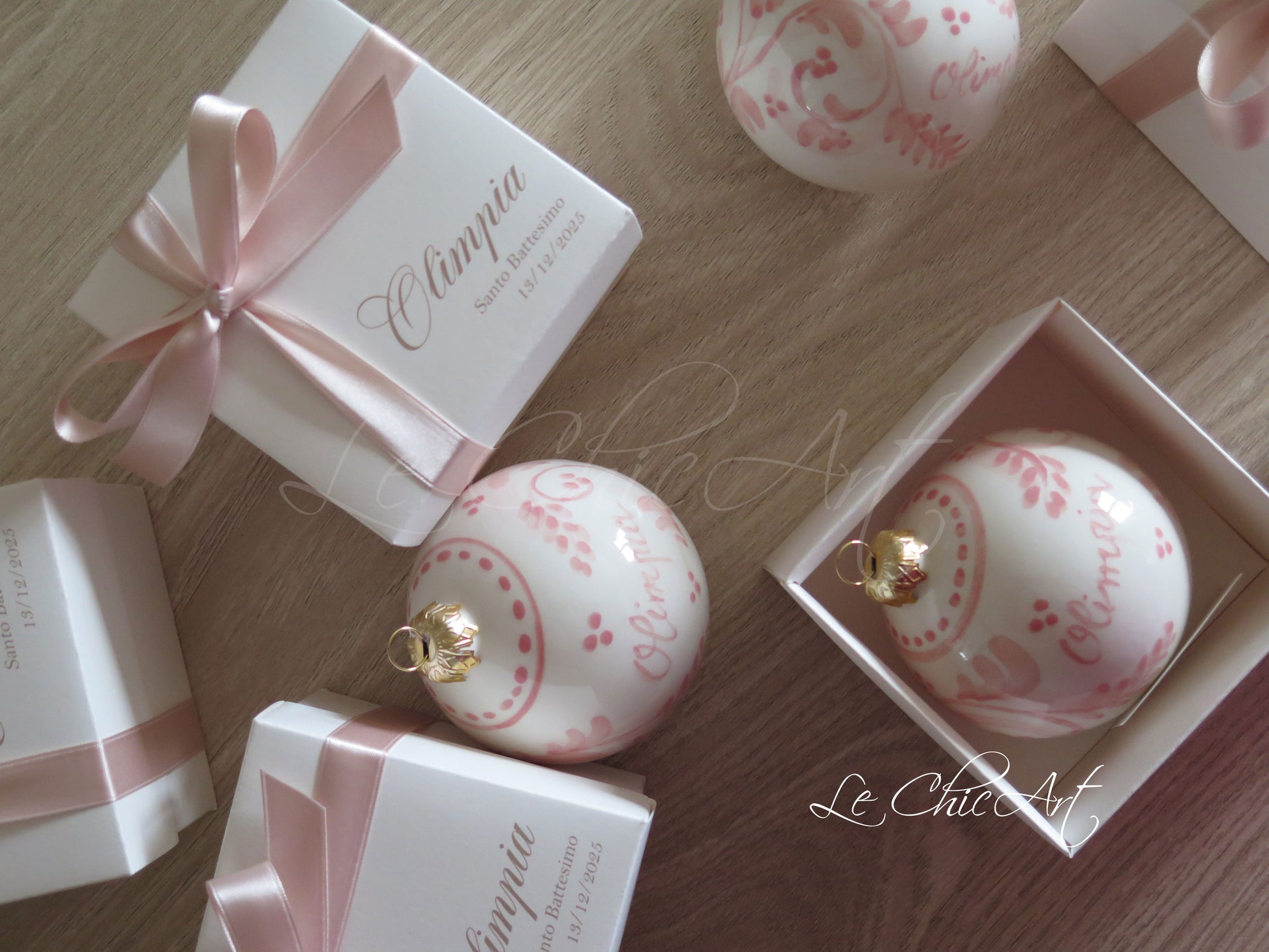 Set 10 bomboniere palla natale ceramica rosa cipria con nome personalizzato, confezione artigianale inclusa per battesimo comunione matrimonio