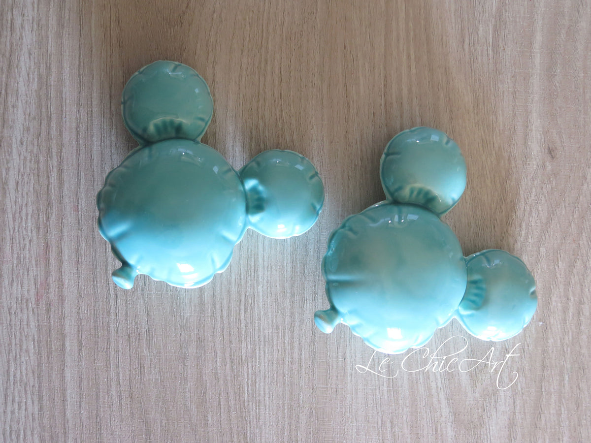 Set of 10 large 7x8cm balloon favors, hand-painted with a phrase and little flowers