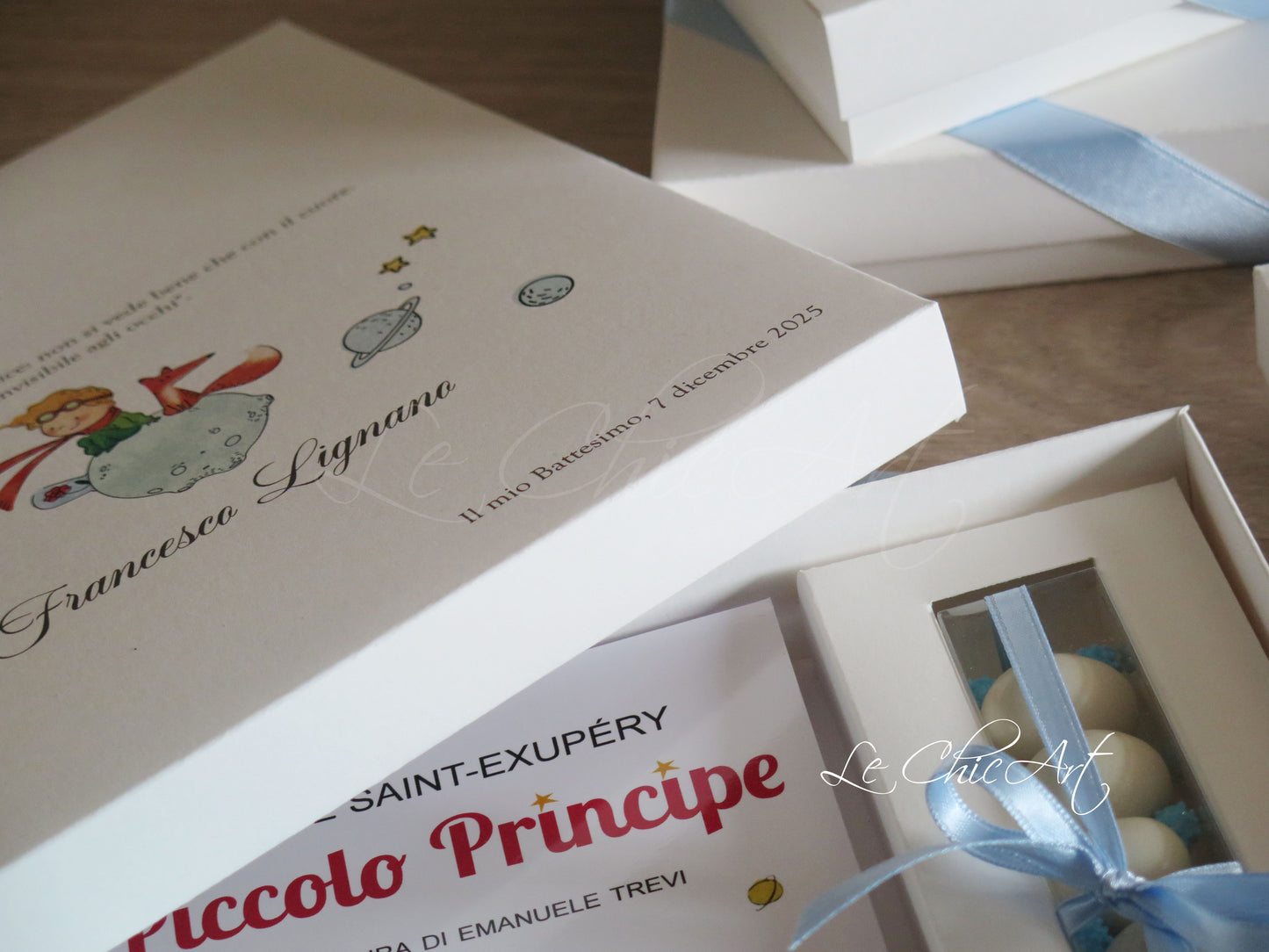 Bomboniera battesimo libro Il Piccolo Principe azzurro, scatola personalizzata e confetti Maxtris - Le ChicArt Lab