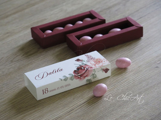 Scatole porta confetti 18 anni con fiori borgogna e rosa, sistema a sfilo elegante 12x4x2cm
