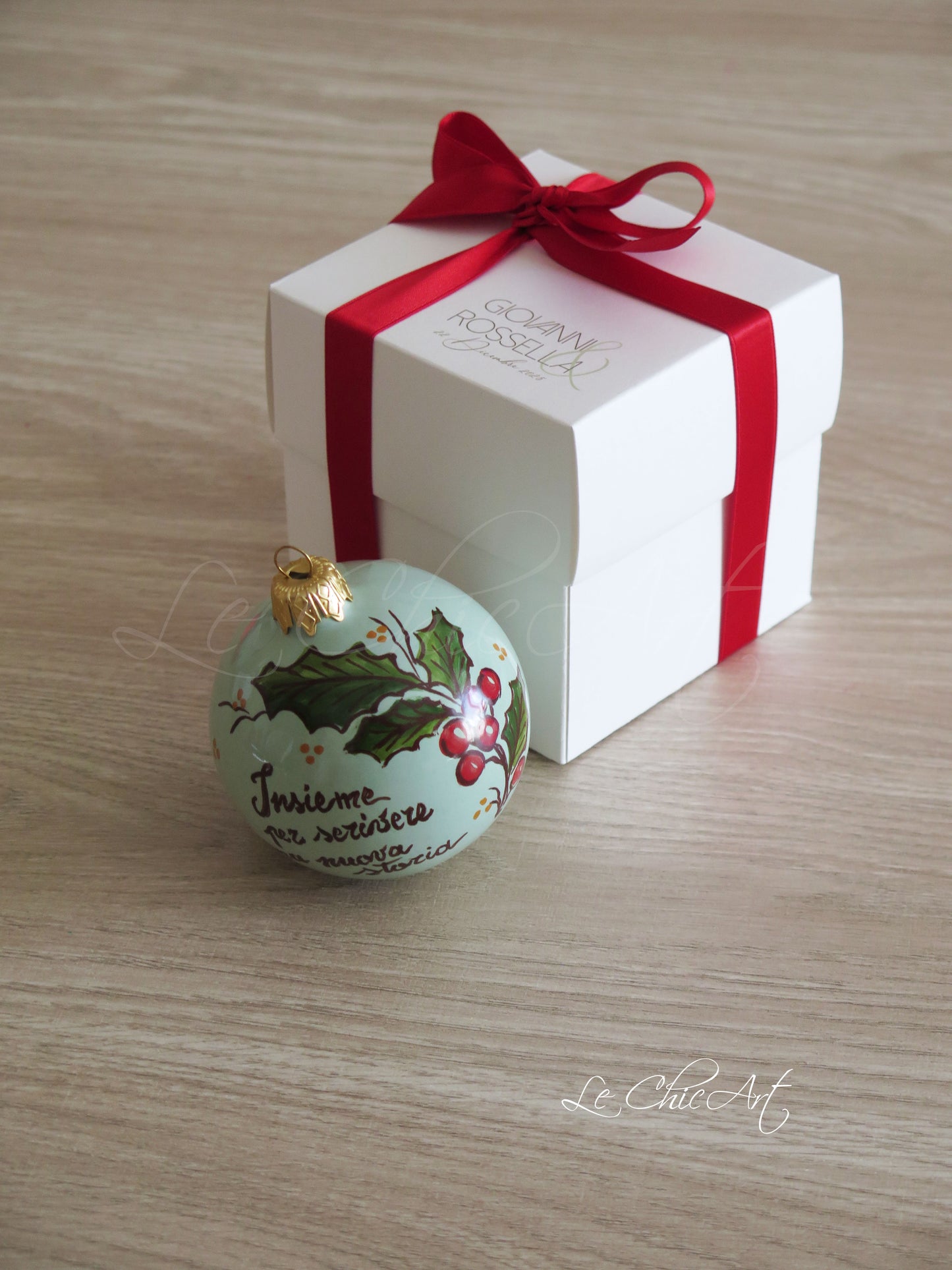 Bomboniera matrimonio Natale palla ceramica salvia agrifoglio scatola personalizzabile nastro doppio raso frase romantica regalo luxury