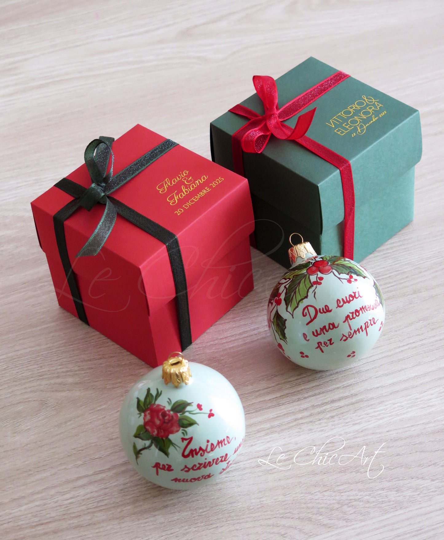 Set bomboniere matrimonio luxury palle ceramica rosa rossa scatole rosse oro laminato nastro velo verde bosco brillantinato eleganti