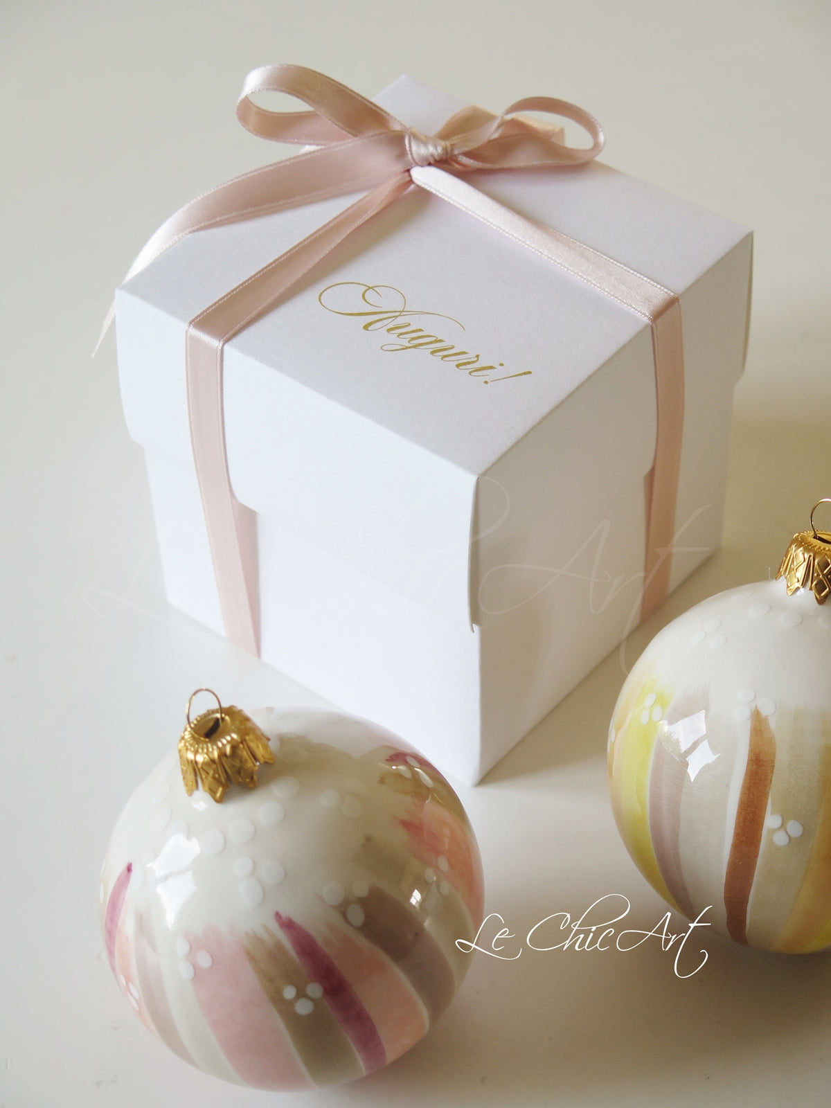 Set 10 Bomboniere Palla Albero di Natale 8,5 cm dipinta a mano - Sfumature Artistiche