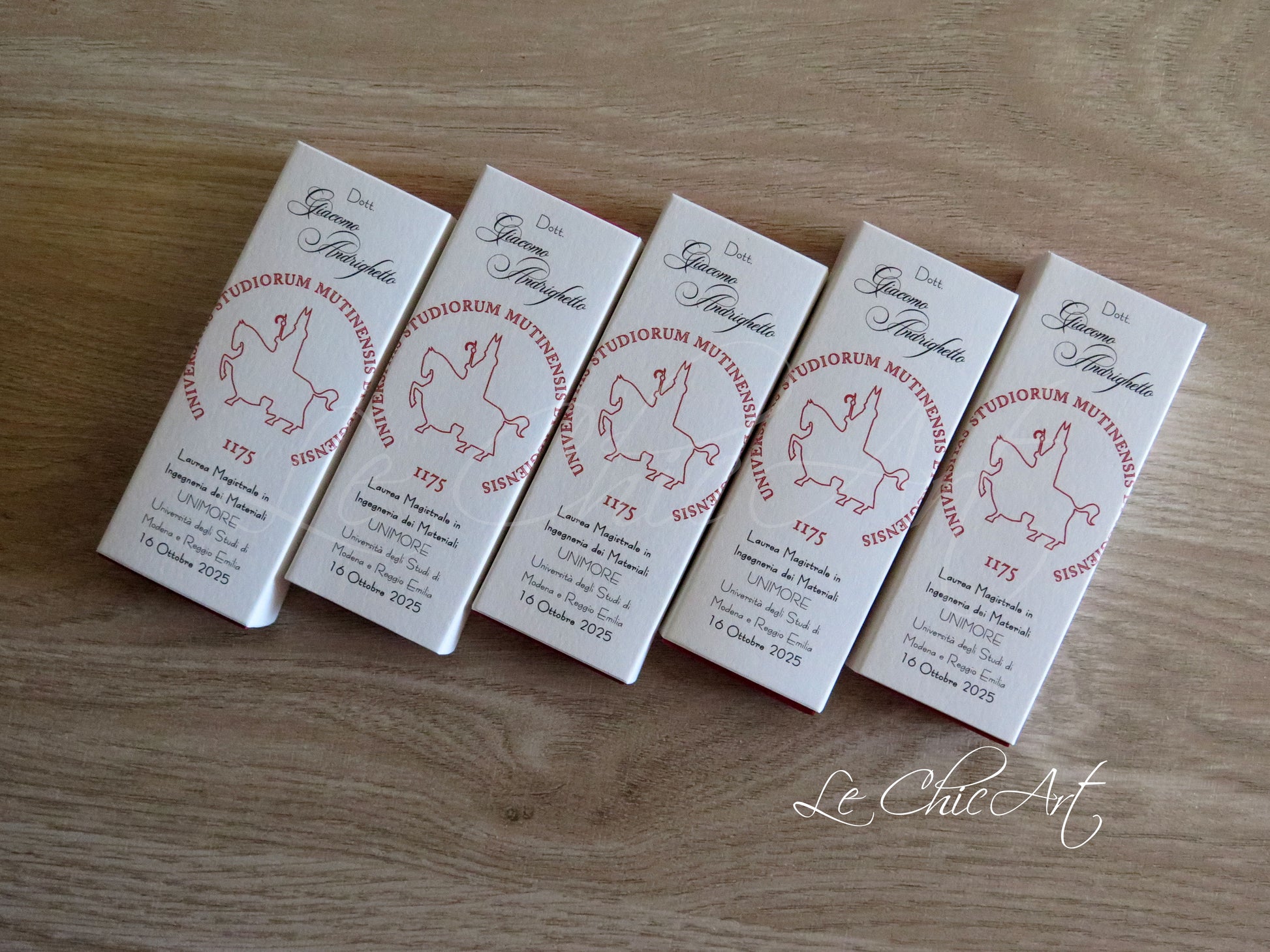 bomboniera elegante scatole confetti sfilo per festa laurea università italiane unimore modena e reggio emilia