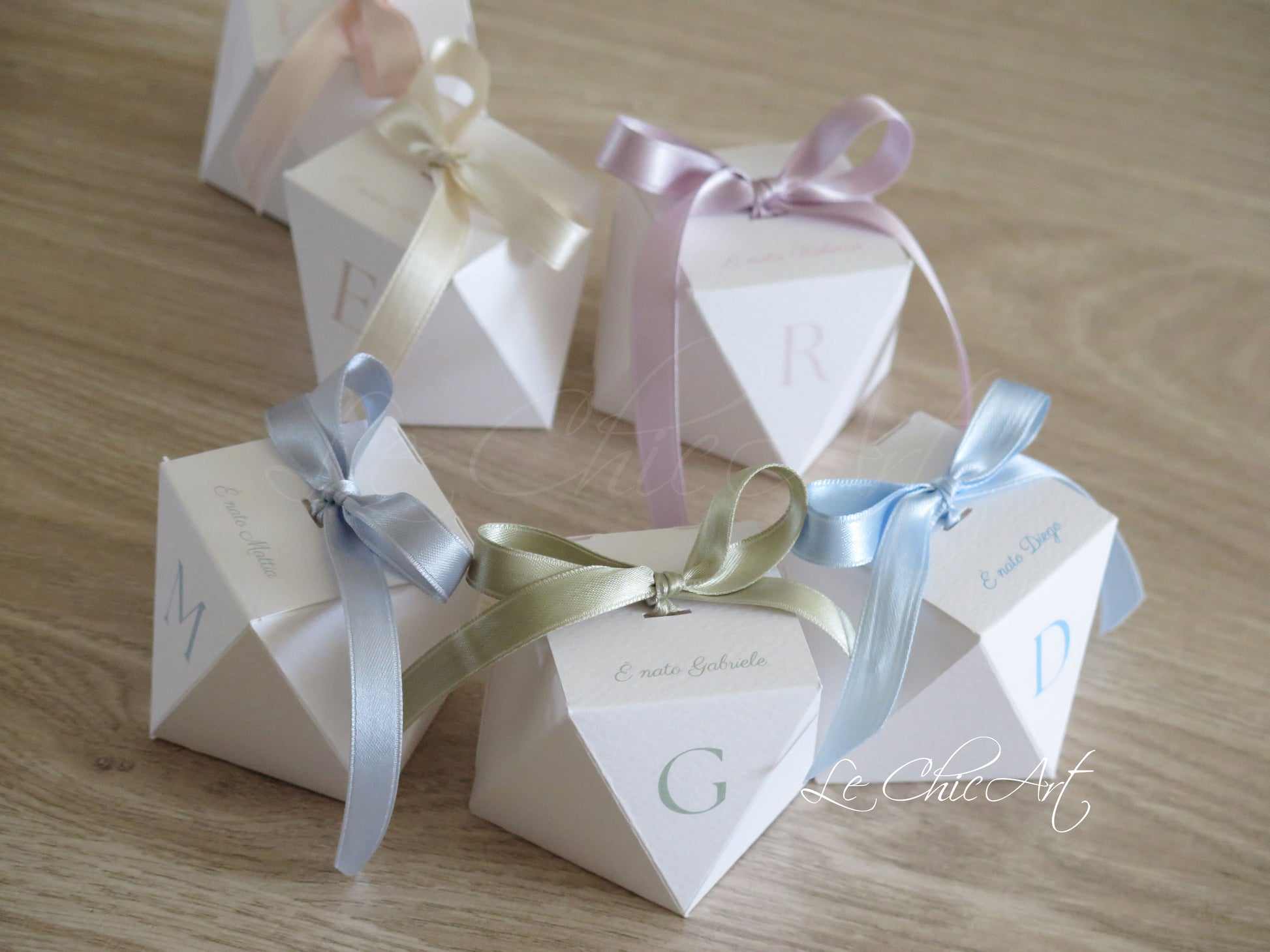 Set 20 scatole portaconfetti diamante nascita battesimo colori pastello rosa cipria azzurro polvere malva salvia avorio bomboniere eleganti